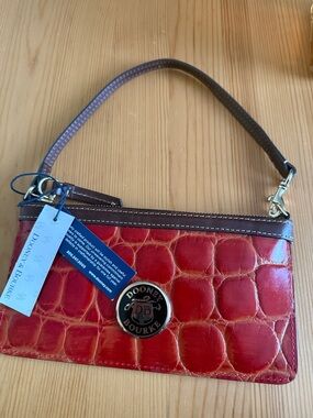 NWT DOONEY BOURKE RED LEATHER WRISTLE